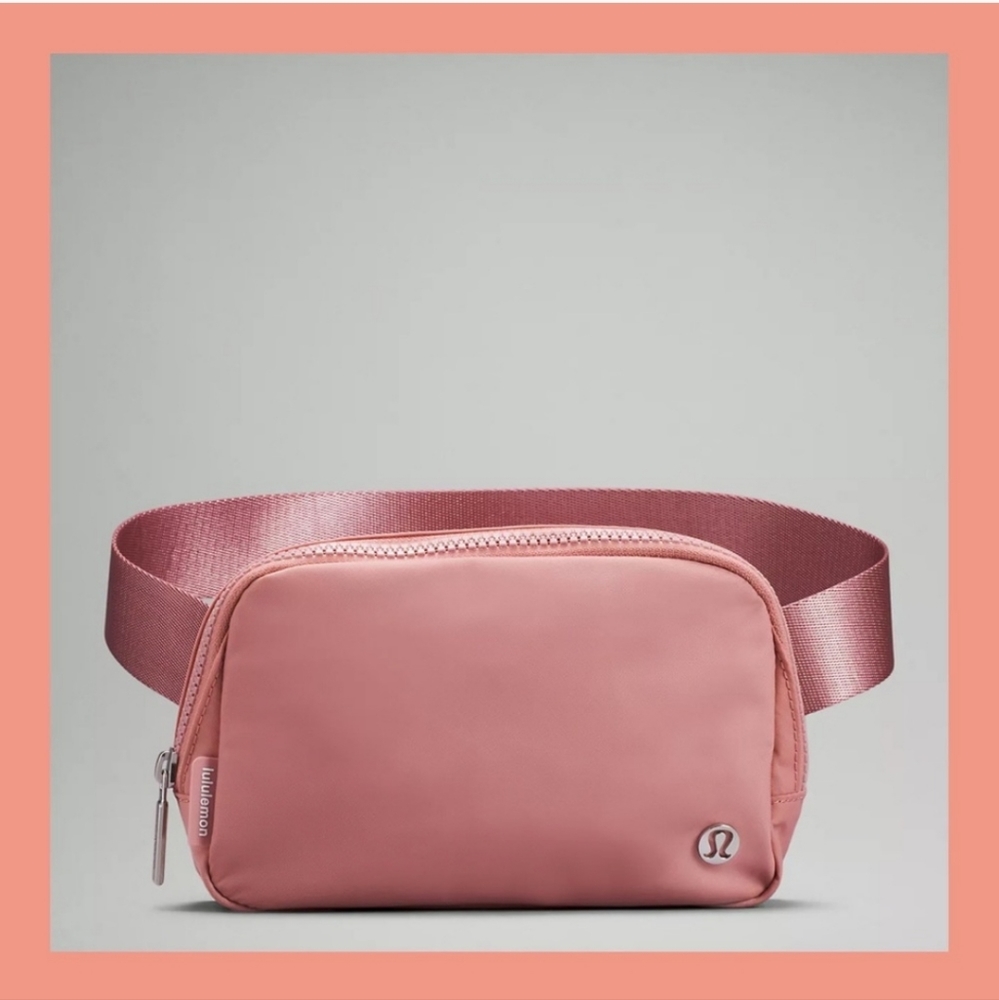 NEW LULULEMON PINK EVERYWHERE BELT BAG NWT